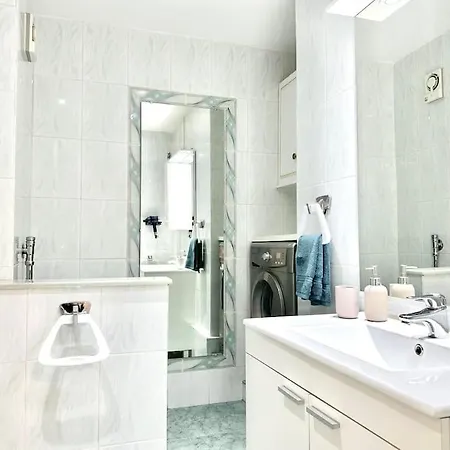 شقة With A Sea View فوينخيرولا